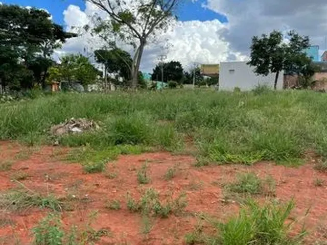Imagem: Lote Contra-Esquina Próximo a Avenida