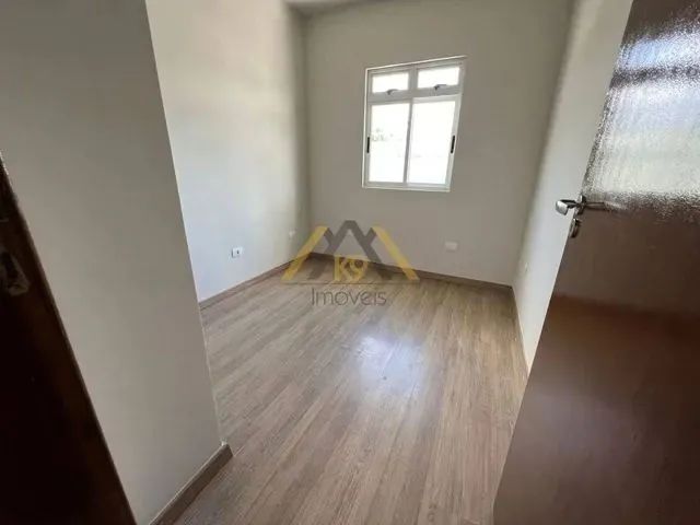 Imagem 3: Casa com 3 Dormitórios no Palmital em Colombo