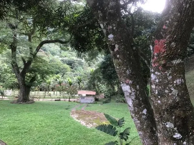 Imagem 6: Sitio Próximo a Cachoeira da Amorosa (Conceição de Macabú