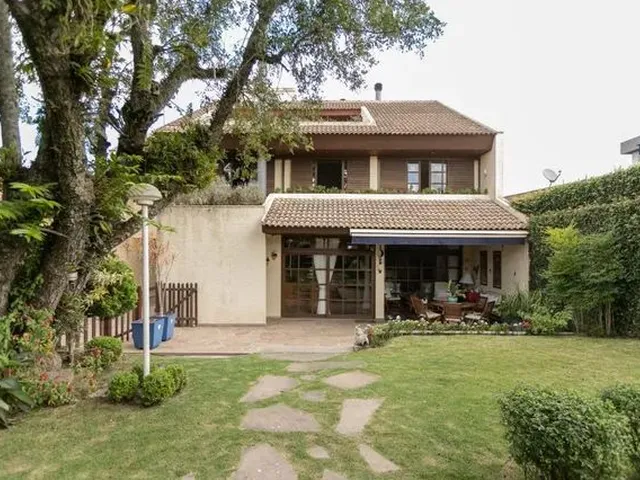 Imagem: Casa com 4 Dormitórios À Venda, 384 M²