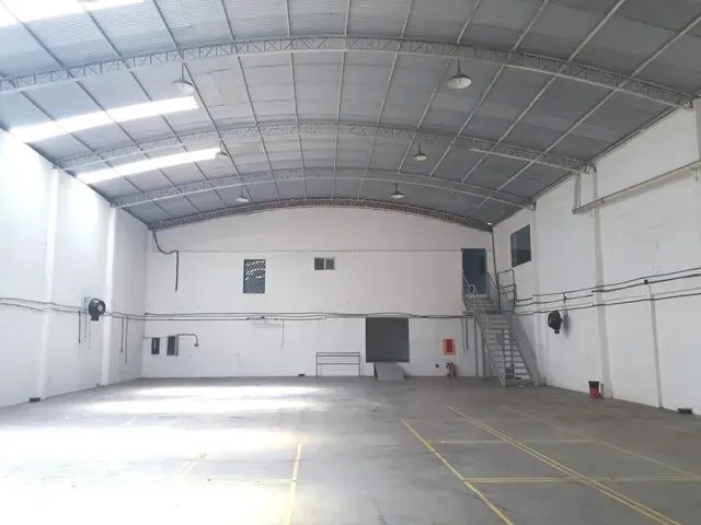 Imagem 6: Aluga-Se Excelente Galpão, 805 M² de Área Construída no Santo Antonio Documentado!