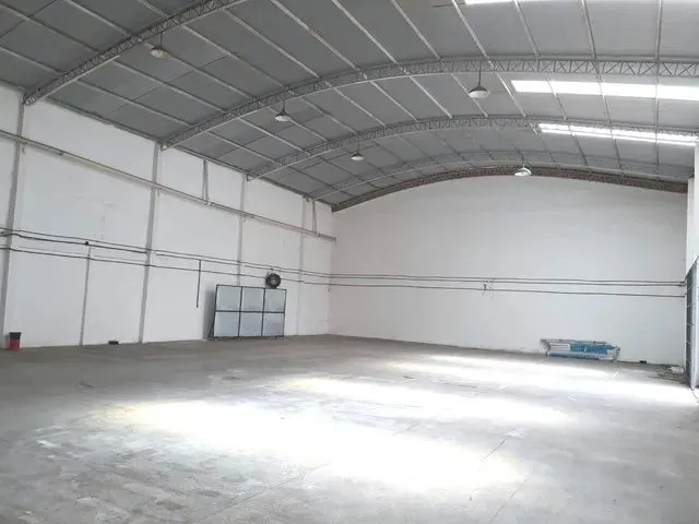 Imagem 5: Aluga-Se Excelente Galpão, 805 M² de Área Construída no Santo Antonio Documentado!
