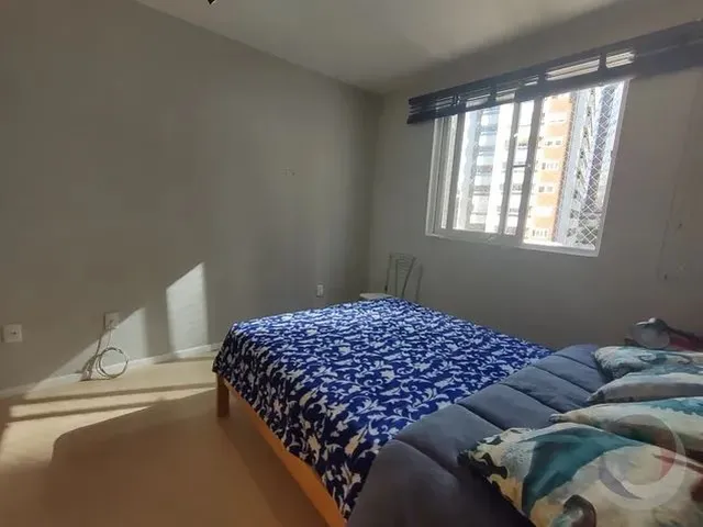 Imagem 3: Vendaapartamento com 3 Quartos, Sendo 1 Suíte, no Centro de Florianópolis - Sc