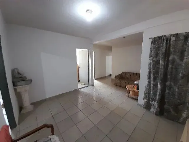 Imagem 8: Casa em Barcelona, Ótima Localização, 103M2,3Q/Suíte,3 Vgs,Área de Serv.,Terraço