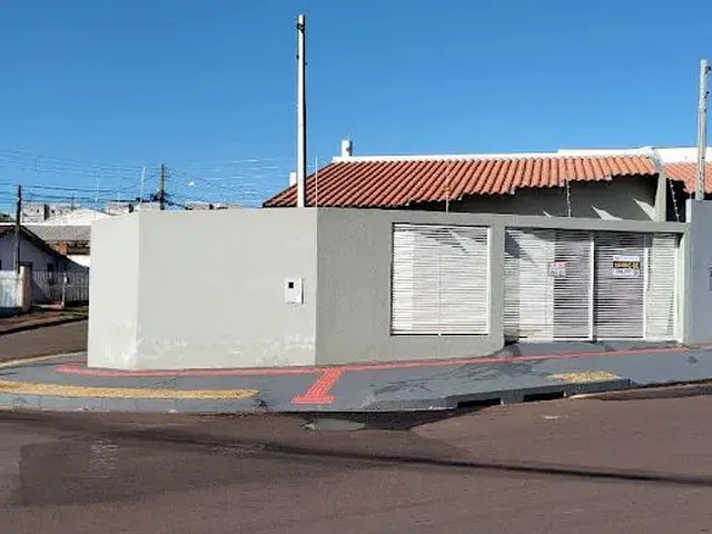 Imagem 1: Casa com 3 Dormitórios À Venda, 77 M² por R$ 300.000,00 - Conjunto Parigot de Souza 1