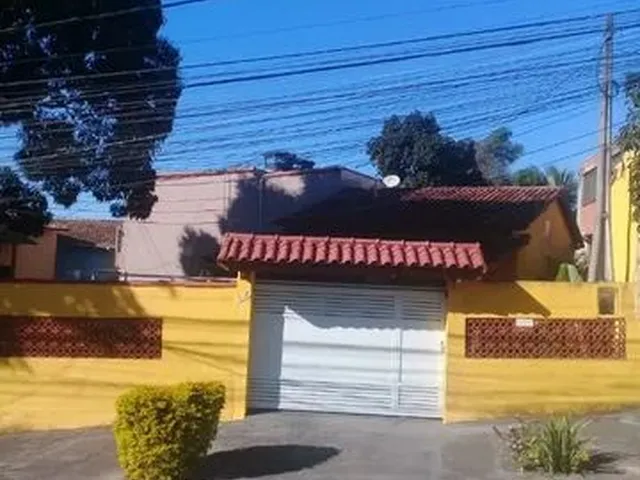 Imagem 1: Casa com 2 Quartos em Rio das Ostras