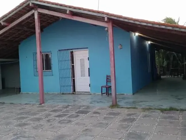 Imagem: Aluguel de Casa com Piscina e Sem Piscina