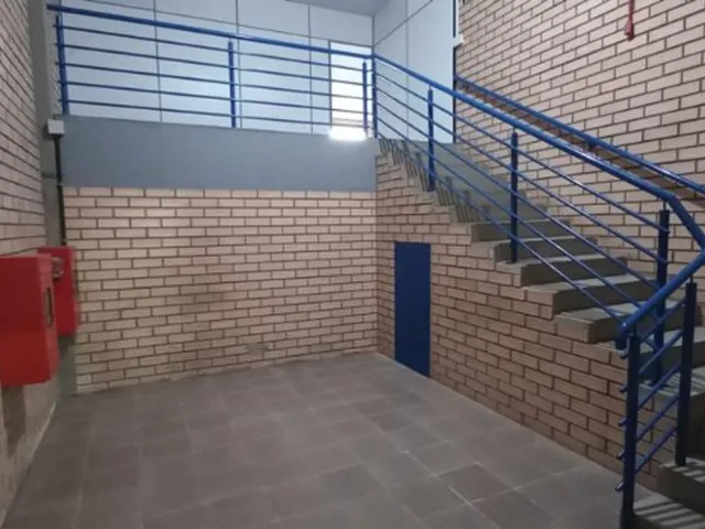 Imagem 6: Galpão para locação em Gravataí, RS, 3.800m², pé direito 10m, docas elevadas, junto