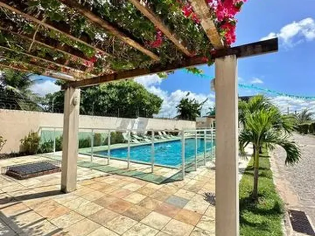 Imagem 1: Alugo Apto no Cond. Florais do Brasil - Pajuçara - 2 Dormitórios - R$ 1.200
