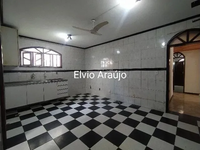 Imagem 2: Casa com 2/4 no Imbuí