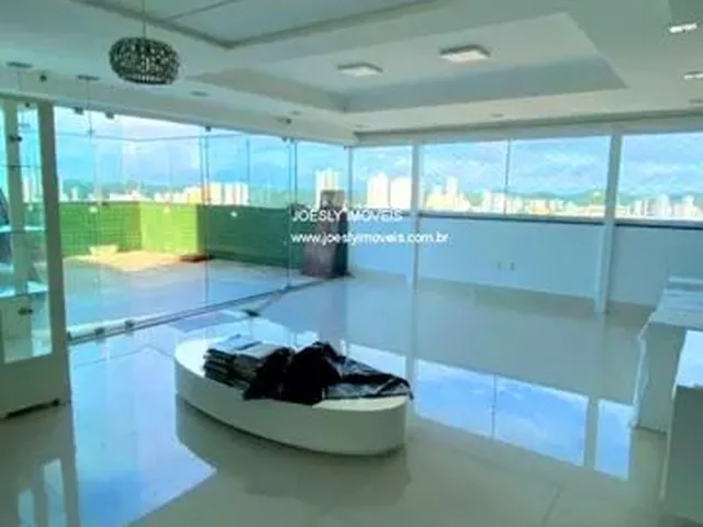 Imagem: O apartamento na cobertura possui 3 Dormitórios, 3