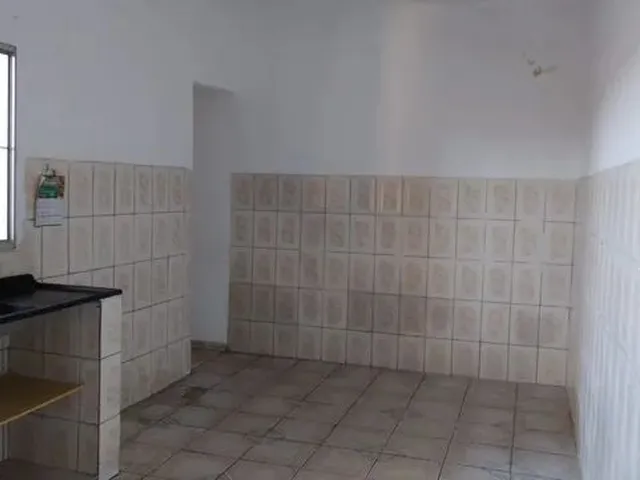 Imagem 16: Kitnet e Uma Casa com Garagem