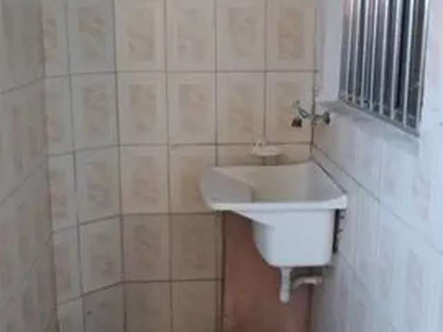 Imagem 6: Kitnet e Uma Casa com Garagem