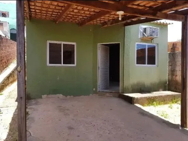 Imagem: Alugo Casa de 03 Quartos no Centro de Santo