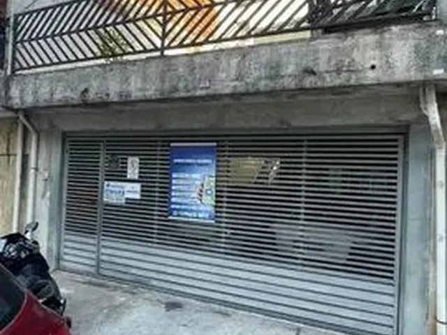 Imagem: Linda Casa Térrea com 02 Cômodos e Banheiro