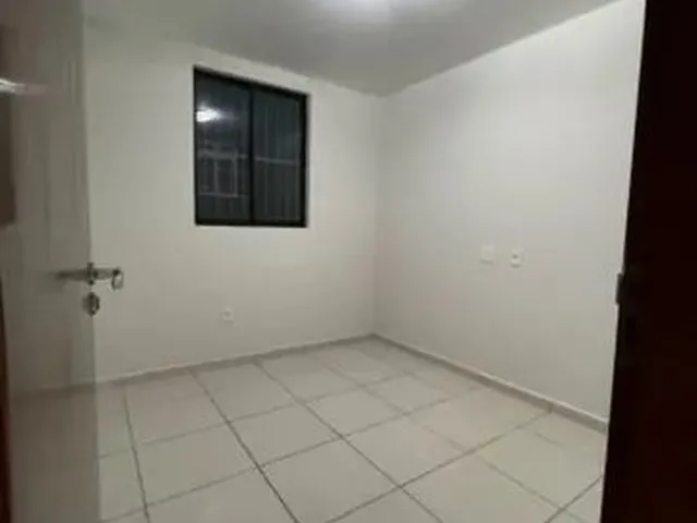 Imagem 2: Apartamento para Alugar, 2 Quartos, Centro