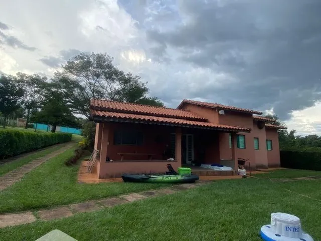 Imagem: Rancho a Venda no Itambé, Ibiraci Mg