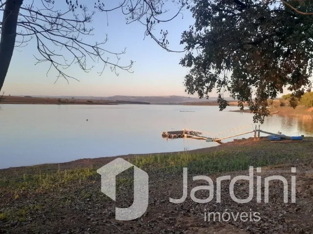 Imagem: Rancho a Venda em Delfinópolis Mg
