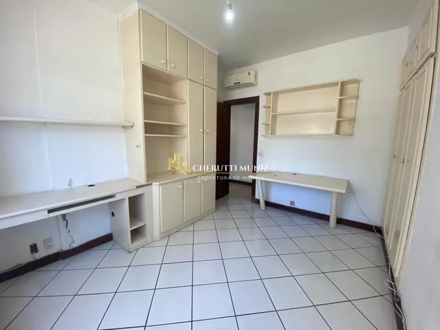 Imagem 4: Apartamento Alto Padrão 4/4 em Ondina