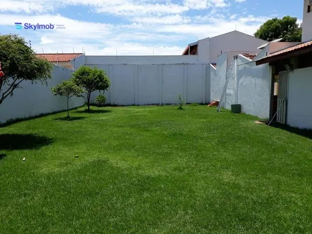 Imagem 10: Ampla Casa À Venda com 338M² - 4 Dormitórios Sendo 4 Suítes com Piscina no Jardim