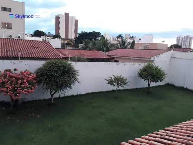 Imagem 7: Ampla Casa À Venda com 338M² - 4 Dormitórios Sendo 4 Suítes com Piscina no Jardim