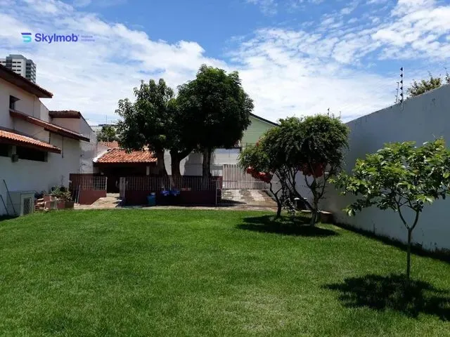 Imagem 16: Ampla Casa À Venda com 338M² - 4 Dormitórios Sendo 4 Suítes com Piscina no Jardim