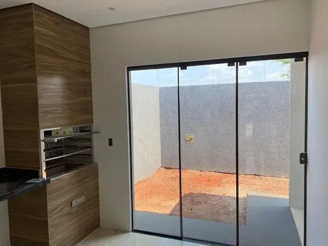 Imagem 12: Vendo Casa Térrea Vila Carvalho, 3 Quartos Sendo 2 Suítes