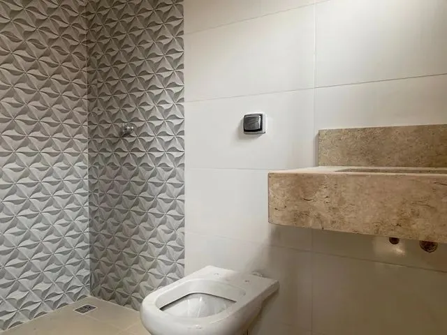 Imagem 5: Vendo Casa Térrea Vila Carvalho, 3 Quartos Sendo 2 Suítes