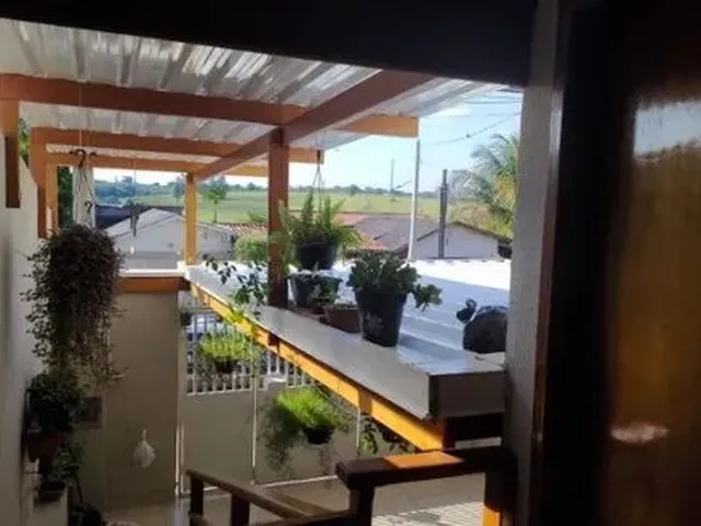 Imagem: Casa com Armários Planejados, com 3 Quartos