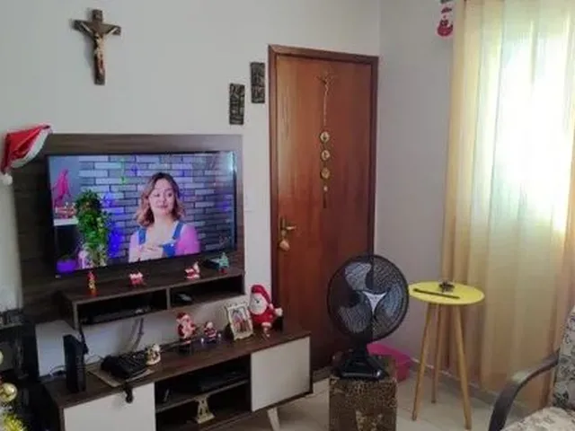 Imagem 15: Casa com Armários Planejados, com 3 Quartos, 1 Suíte com Ótima Localização