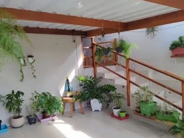 Imagem 14: Casa com Armários Planejados, com 3 Quartos, 1 Suíte com Ótima Localização