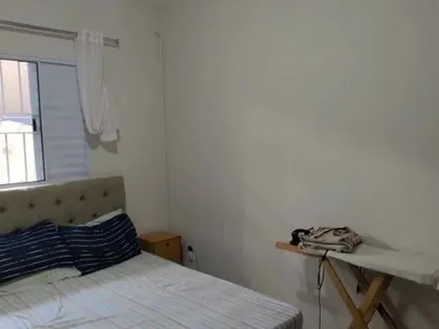 Imagem 5: Casa com Armários Planejados, com 3 Quartos, 1 Suíte com Ótima Localização