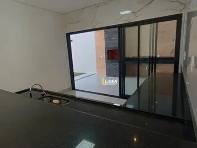 Imagem 13: Casa para Aluguel, 3 Quartos, 1 Suíte, 3 Vagas, Bosque dos Buritis - Uberlândia/Mg