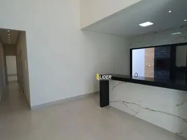 Imagem 15: Casa para Aluguel, 3 Quartos, 1 Suíte, 3 Vagas, Bosque dos Buritis - Uberlândia/Mg