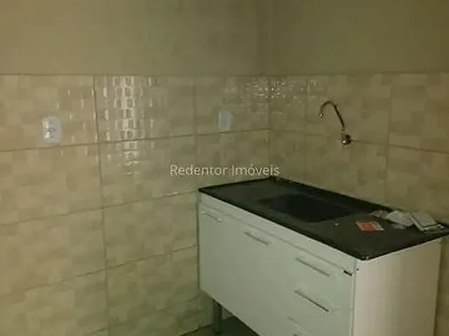 Imagem: Juiz de Fora - Casa Comercial - Ladeira