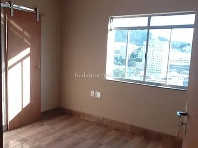 Imagem 5: Juiz de Fora - Casa Comercial - Ladeira