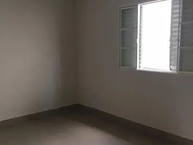 Imagem: Casa para Aluguel, 2 Quartos, 1 Vaga, Osvaldo