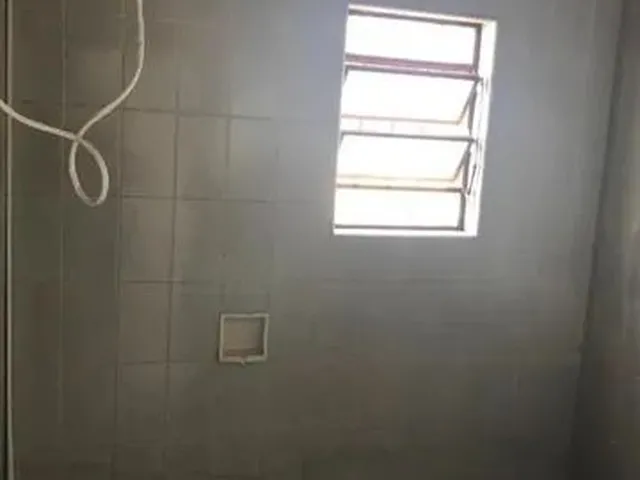Imagem: Casa para Aluguel, 2 Quartos, 1 Vaga, Centro