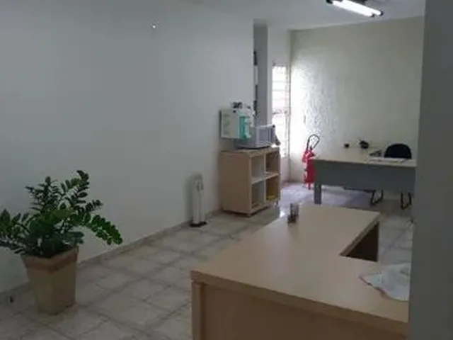 Imagem: Casa para Aluguel, 8 Quartos, 2 Suítes