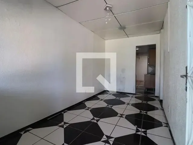 Imagem 1: Casa para Aluguel - Maria Regina, 2 Quartos, 15 M2