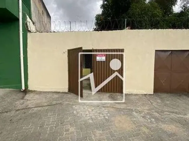 Imagem 1: Casa com 2 Dormitórios para Alugar por R$ 1.000/Mês - São Gerardo - Fortaleza/Ce