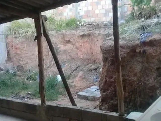 Imagem 8: Ibirité - Casa Padrão - Eldorado