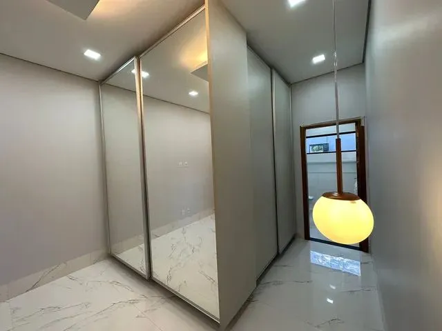 Imagem 5: Casa com e Sem Armários - Acabamento Diferenciado