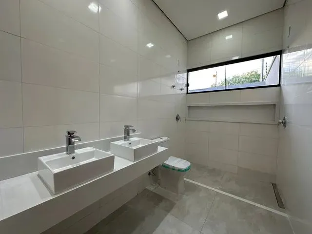 Imagem 6: Casa com e Sem Armários - Acabamento Diferenciado
