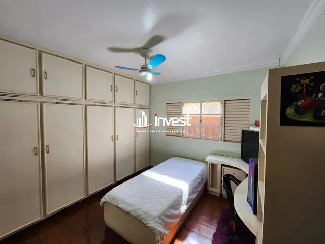 Imagem 2: Casa a Venda em Ótima Localização