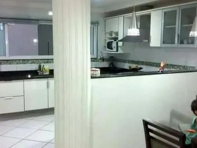 Imagem: Casa Sta Paula, 2 Qtos C/2 Suítes, R$ 400