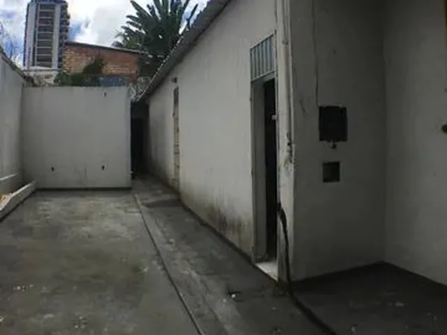 Imagem 2: Ponto Comercial, Venda com 298M2, Av Getulio Vargas, com 5 Quartos em Centro - Manaus - Am