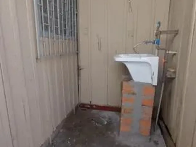 Imagem 7: Alugo Casa de Fundos no Boqueirão