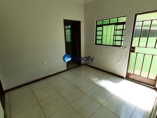 Imagem: Casa para Alugar com 3 Quartos em Parque
