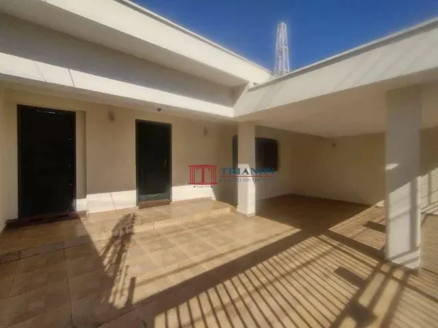 Imagem: Casa com 3 Dormitórios para Alugar, 198